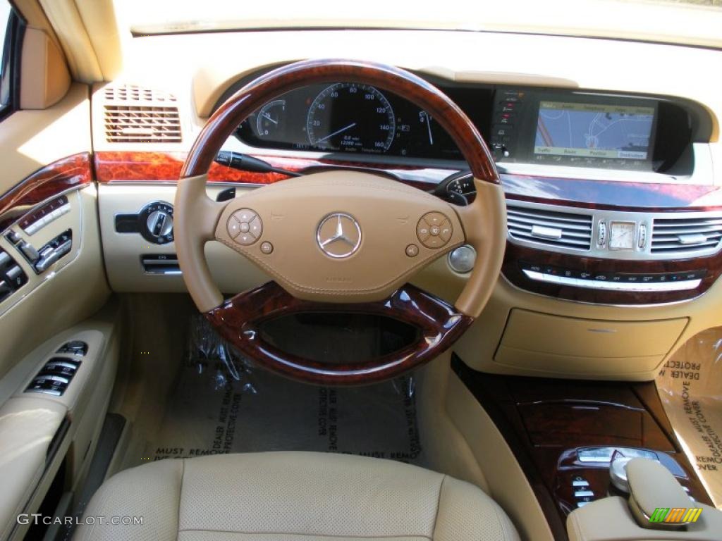 2010 Mercedes-Benz S 550 Sedan Cashmere/Savanna Steering Wheel Photo #38443768
