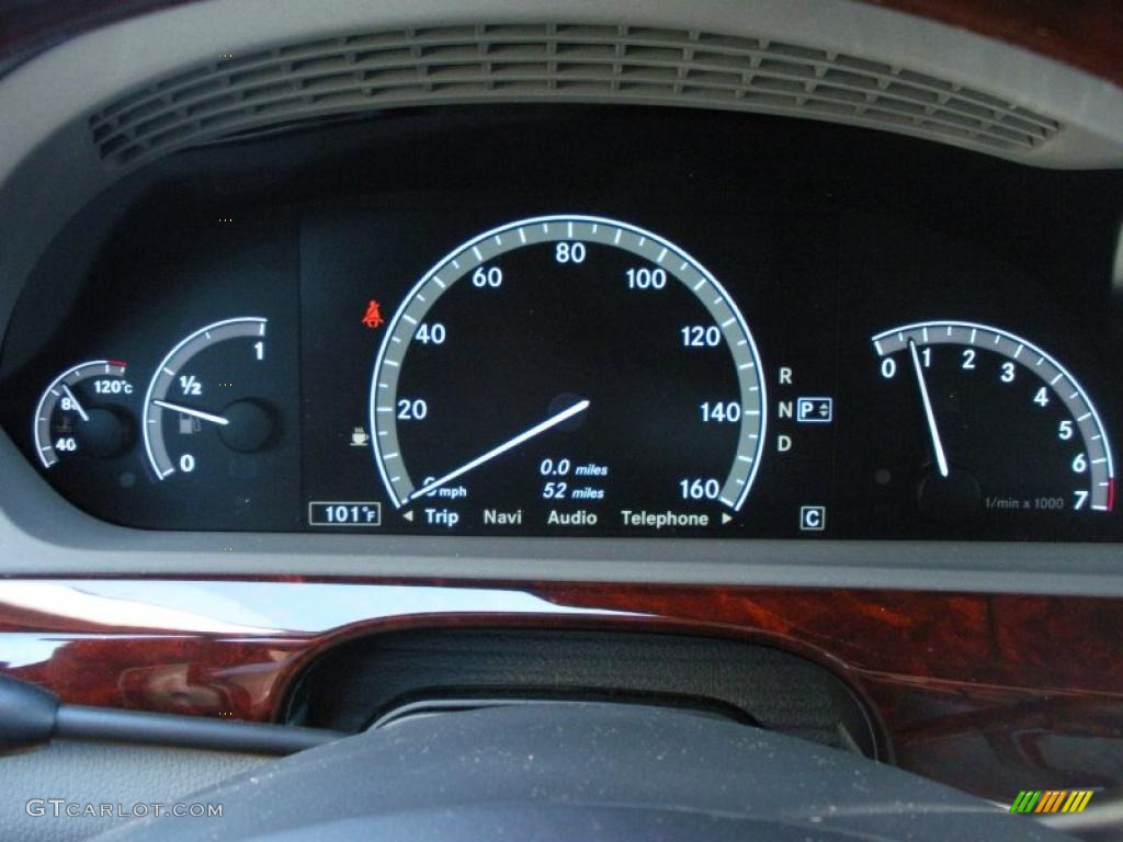 2010 Mercedes-Benz S 550 Sedan Gauges Photo #38445008