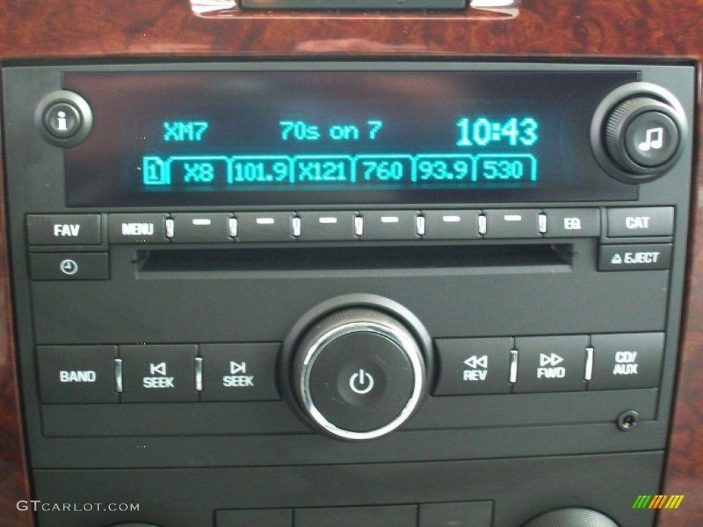 2011 Chevrolet Impala LT Controls Photo #38446188