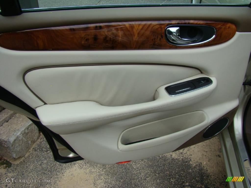 2008 Jaguar XJ Vanden Plas Ivory/Mocha Door Panel Photo #38446244