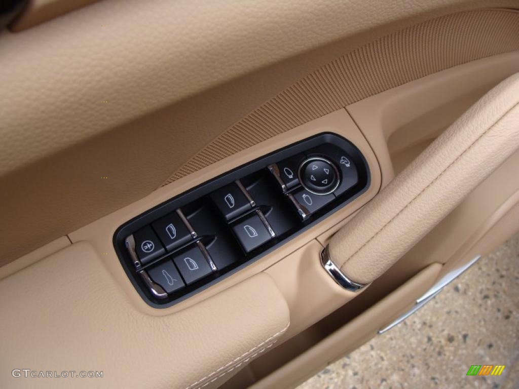 2011 Cayenne  - Dark Blue Metallic / Luxor Beige photo #9