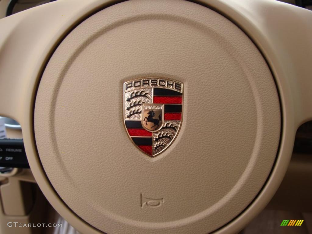 2011 Porsche Cayenne Standard Cayenne Model Marks and Logos Photo #38447168