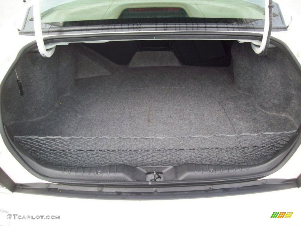 2004 Buick Park Avenue Standard Park Avenue Model Trunk Photo #38448220