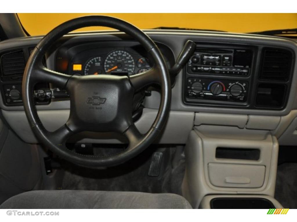 2000 Chevrolet Suburban 1500 LS 4x4 Medium Oak Dashboard Photo #38449852