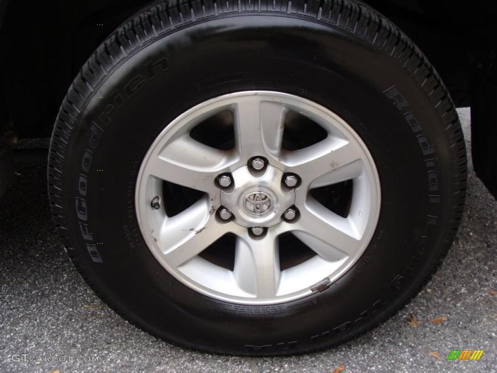 2005 Toyota Sequoia SR5 4WD Wheel Photo #38450268