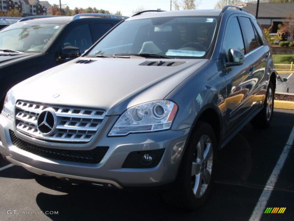 2011 ML 350 4Matic - Palladium Silver Metallic / Black photo #1