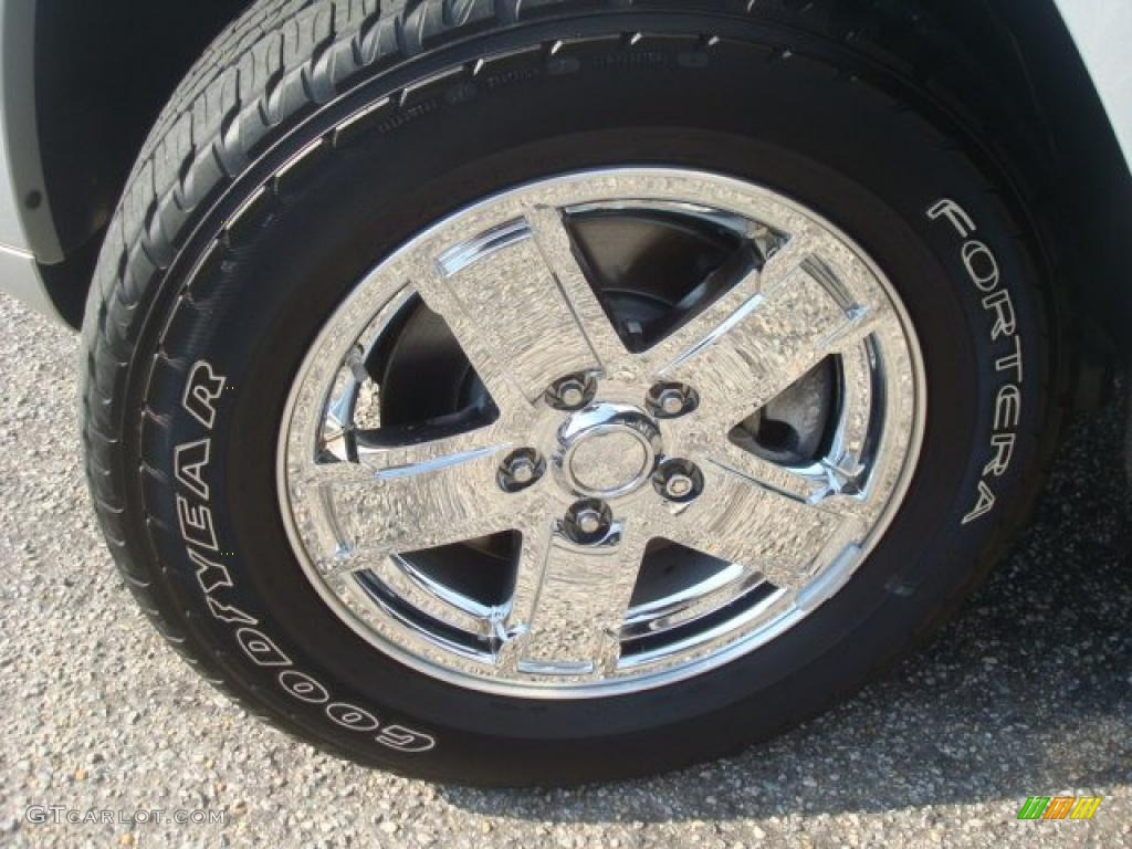 2007 Jeep Grand Cherokee Overland CRD 4x4 Wheel Photo #38454249