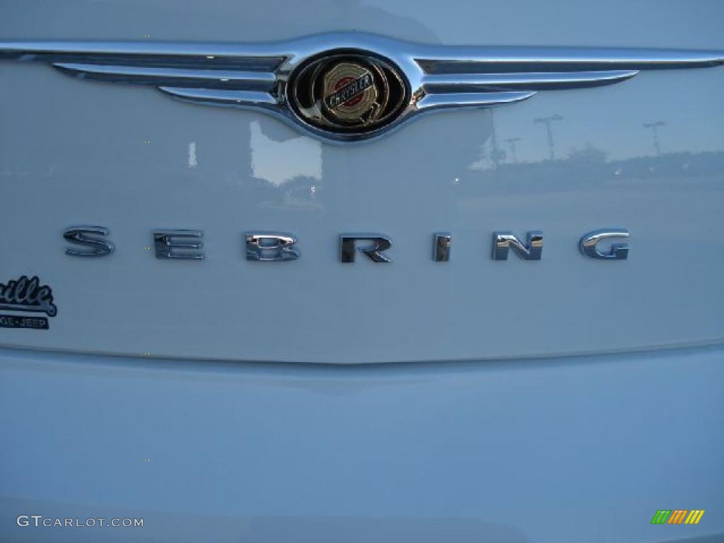 2010 Sebring Limited Sedan - Stone White / Dark Slate Gray photo #15
