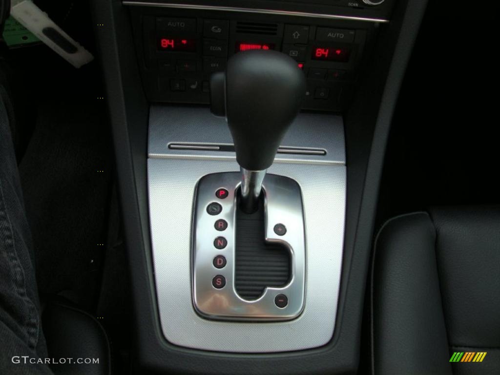 2008 A4 2.0T quattro Sedan - Light Silver Metallic / Black photo #41
