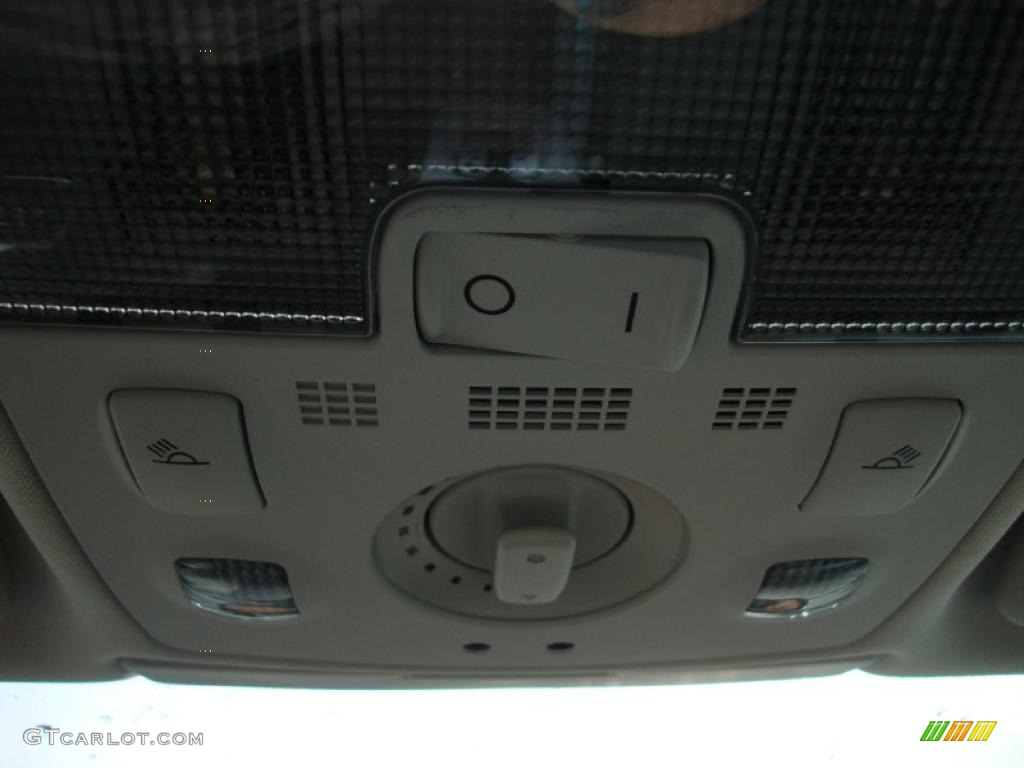 2008 A4 2.0T quattro Sedan - Light Silver Metallic / Black photo #42