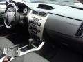 Black - Focus SE Sedan Photo No. 14
