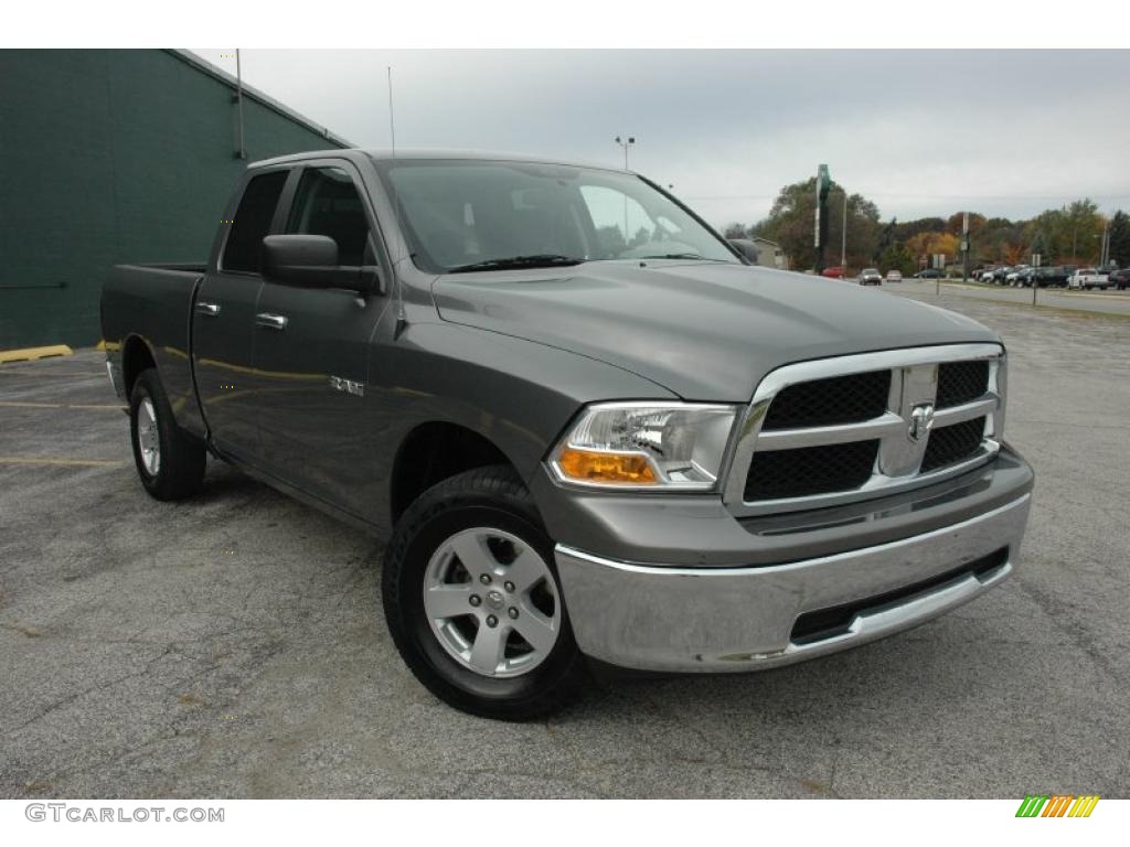 2009 Ram 1500 SLT Quad Cab 4x4 - Mineral Gray Metallic / Dark Slate/Medium Graystone photo #3