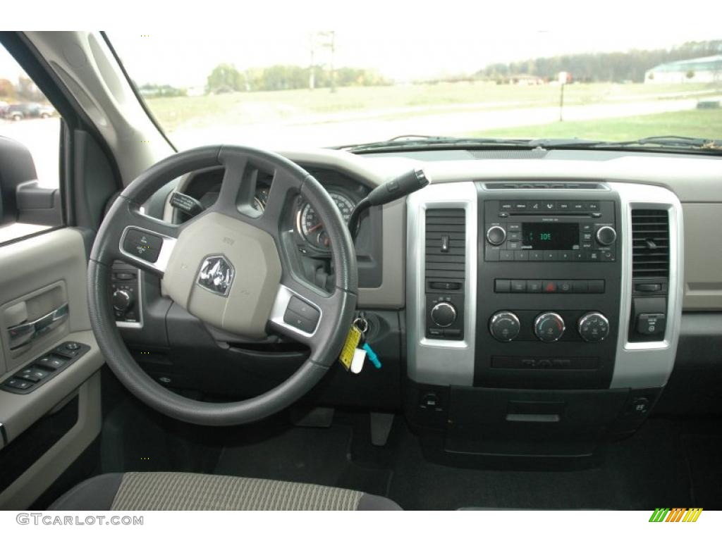 2009 Ram 1500 SLT Quad Cab 4x4 - Mineral Gray Metallic / Dark Slate/Medium Graystone photo #12