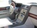 2004 Merlot Red Metallic Lincoln Navigator Luxury 4x4  photo #9