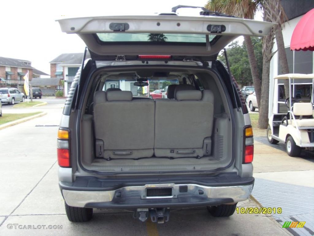 2005 GMC Yukon SLT Trunk Photo #38464489