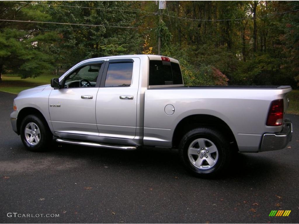 2009 Ram 1500 SLT Quad Cab 4x4 - Bright Silver Metallic / Dark Slate/Medium Graystone photo #13