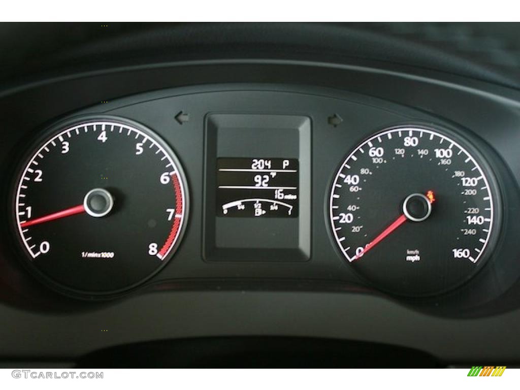 2011 Volkswagen Jetta SE Sedan Gauges Photo #38466117