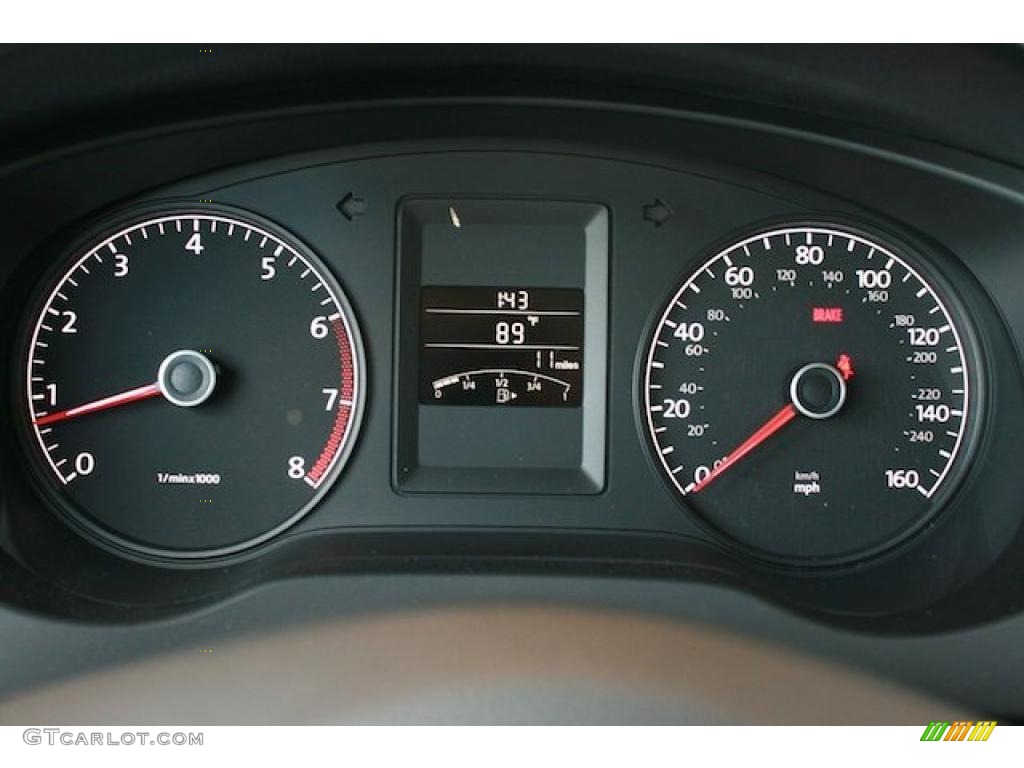 2011 Volkswagen Jetta SE Sedan Gauges Photo #38467609