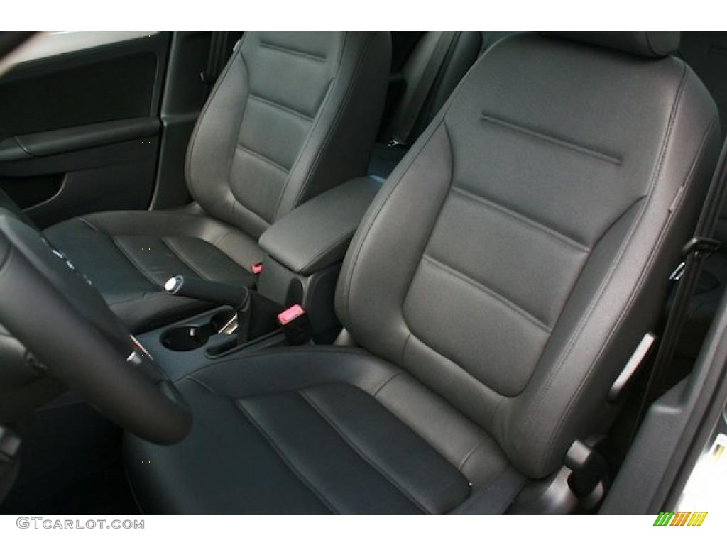 Titan Black Interior 2011 Volkswagen Jetta SEL Sedan Photo #38467993