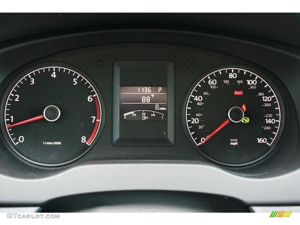 2011 Volkswagen Jetta SE Sedan Gauges Photo #38468245