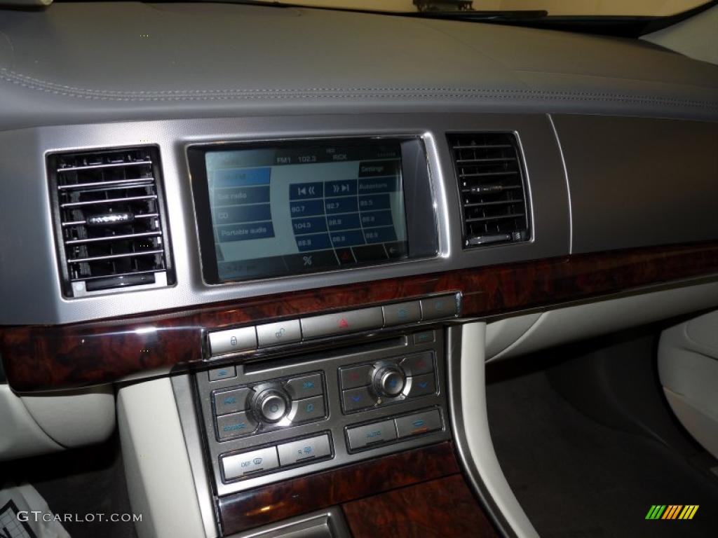 2009 XF Supercharged - Radiance Red Metallic / Ivory/Oyster photo #34