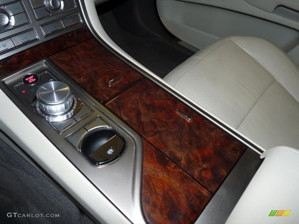 2009 XF Supercharged - Radiance Red Metallic / Ivory/Oyster photo #36