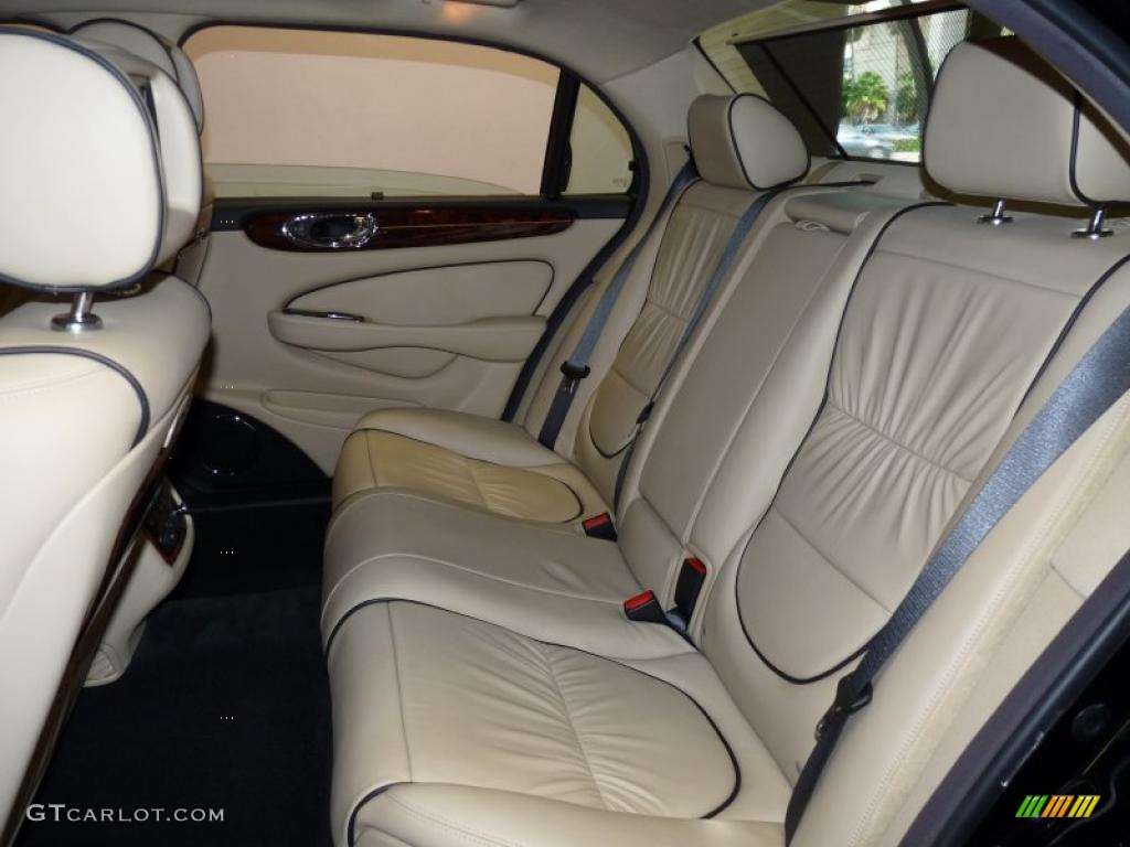 Barley/Charcoal Interior 2007 Jaguar XJ Super V8 Photo #38470529