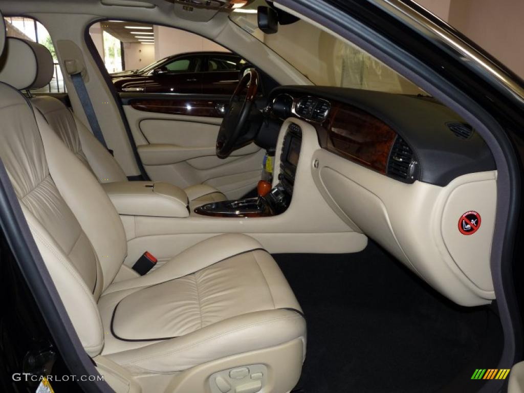 Barley/Charcoal Interior 2007 Jaguar XJ Super V8 Photo #38470629