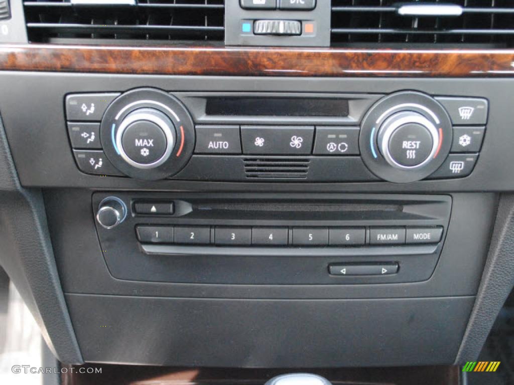 2009 BMW 3 Series 335i Sedan Controls Photo #38470753