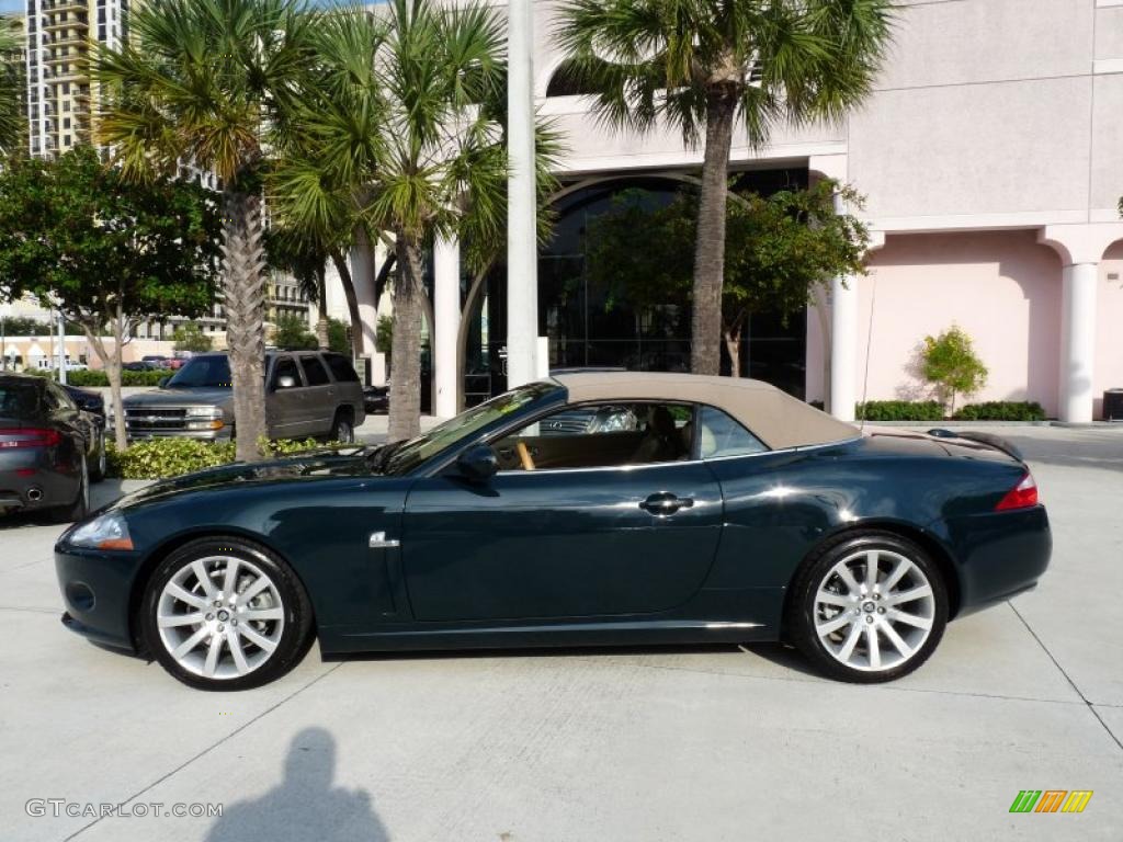 2007 XK XK8 Convertible - British Racing Green / Caramel photo #17