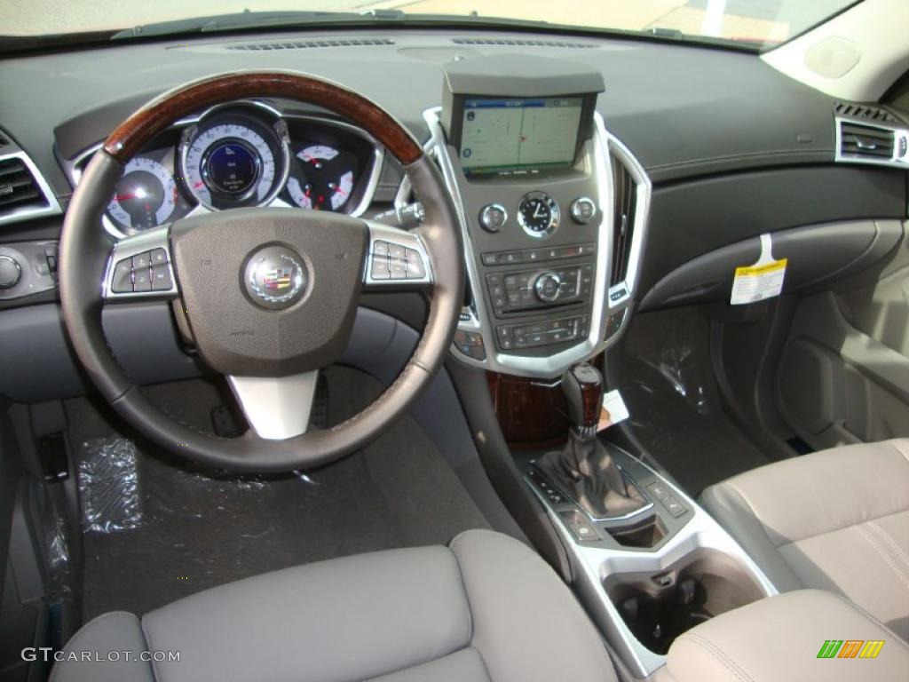 2011 Cadillac SRX FWD Titanium/Ebony Dashboard Photo #38471901