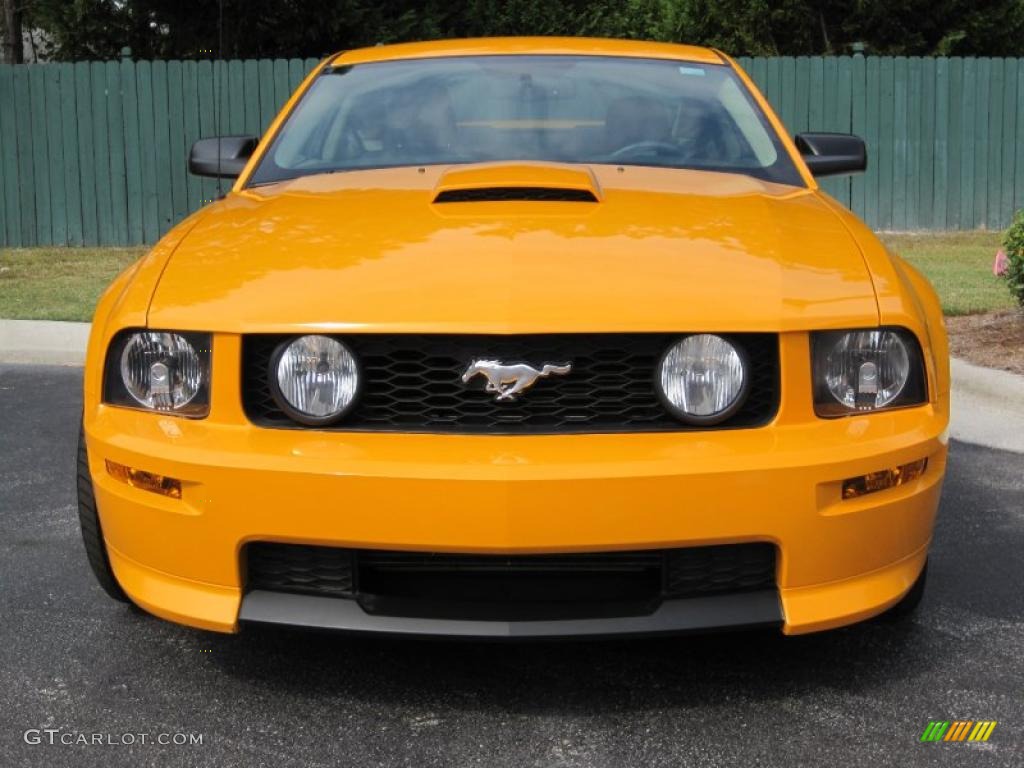 2008 Mustang GT/CS California Special Coupe - Grabber Orange / Dark Charcoal/Medium Parchment photo #2