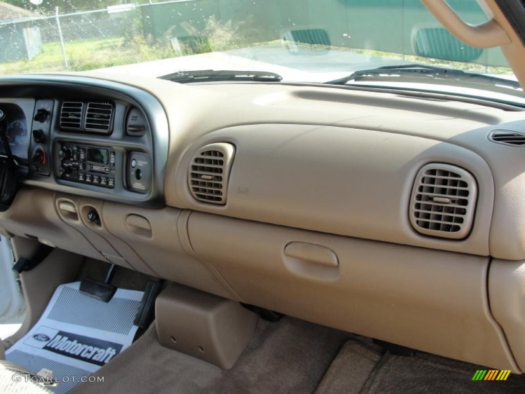 1998 Dodge Ram 1500 Laramie SLT Extended Cab Beige Dashboard Photo #38475795