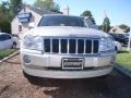 Light Graystone Pearl - Grand Cherokee Overland Photo No. 8