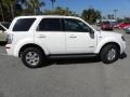 Oxford White - Mariner V6 4WD Photo No. 14