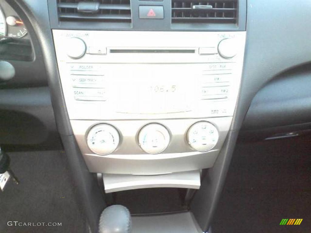 2008 Camry SE - Super White / Dark Charcoal photo #8