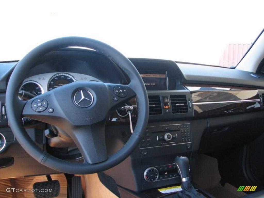 Mercedes benz glk interior colors