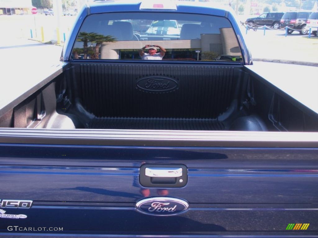 2010 F150 XLT SuperCrew - Dark Blue Pearl Metallic / Medium Stone photo #10
