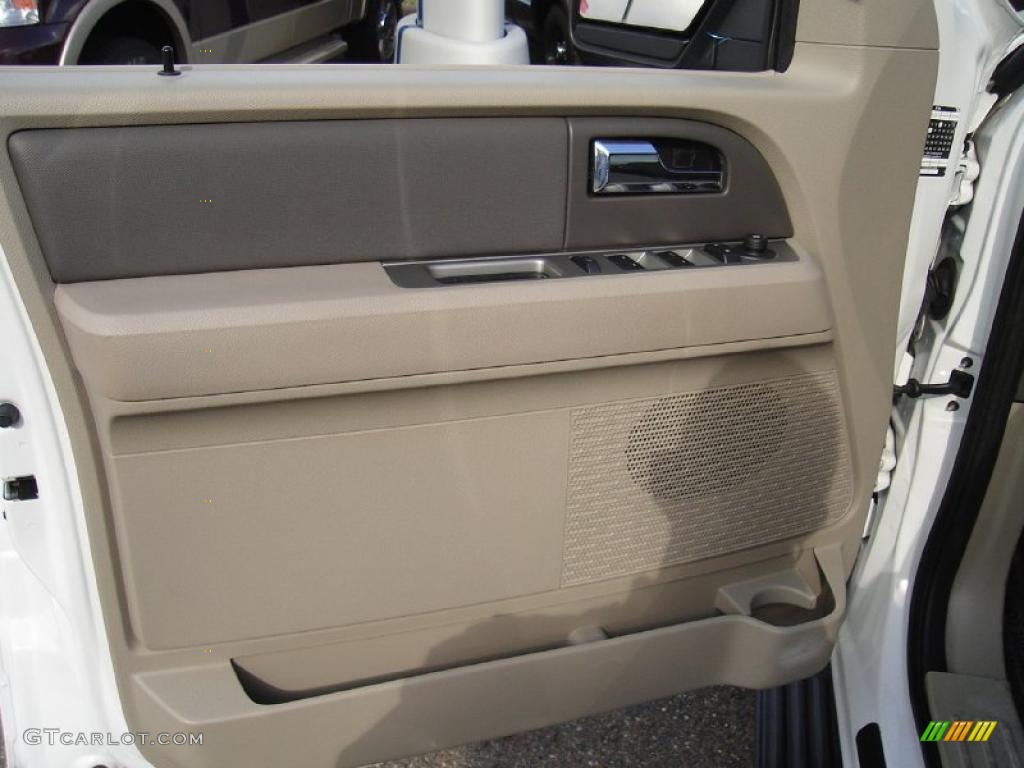 2009 Ford Expedition EL XLT 4x4 Camel Door Panel Photo #38490655