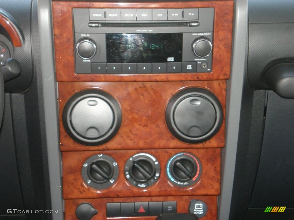 2009 Jeep Wrangler Unlimited X 4x4 Controls Photo #38493791