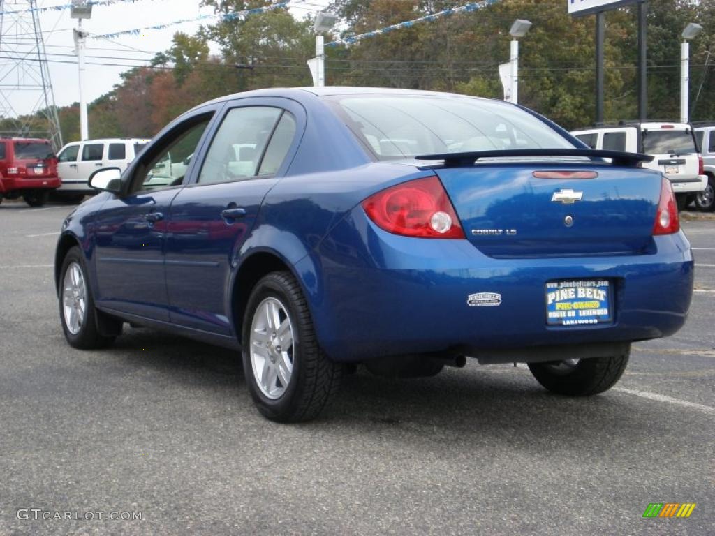 2005 Cobalt LS Sedan - Arrival Blue Metallic / Gray photo #7