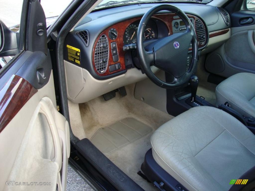 Beige Interior 1997 Saab 900 SE Turbo Sedan Photo #38496567