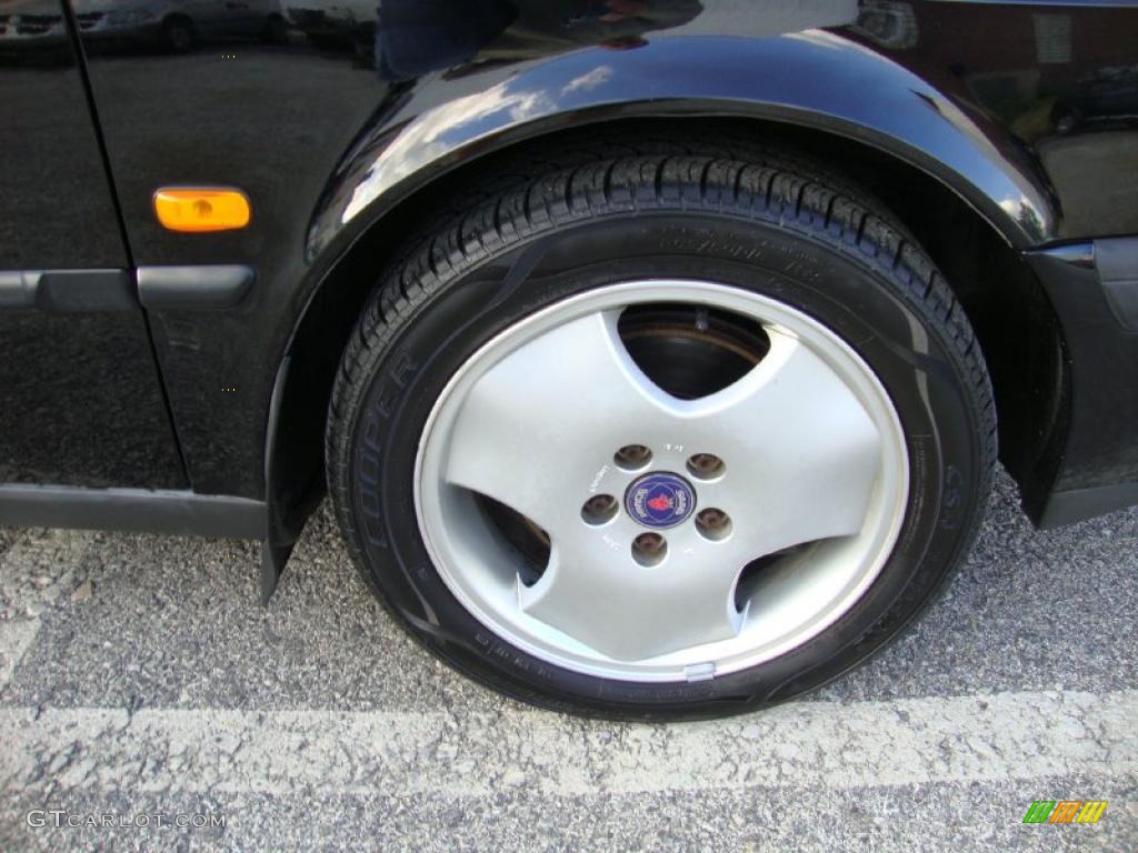 1997 Saab 900 SE Turbo Sedan Wheel Photo #38496831