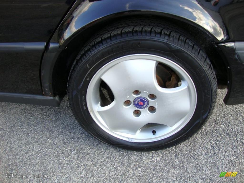 1997 Saab 900 SE Turbo Sedan Wheel Photos
