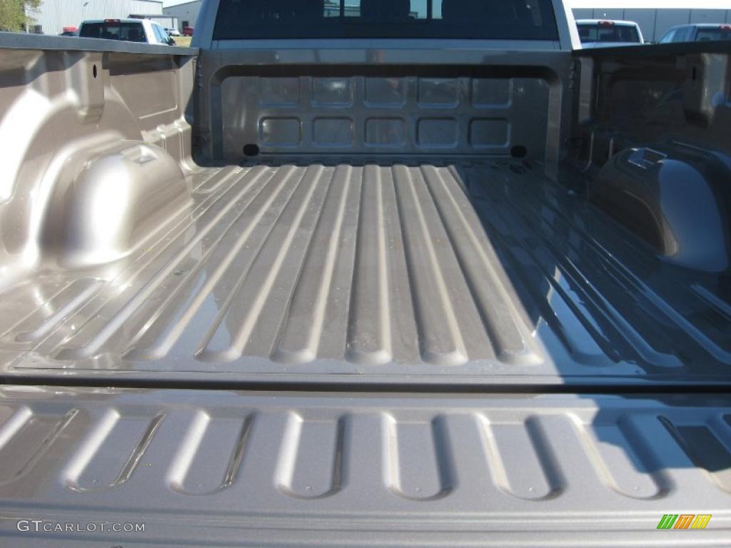 2010 Ram 3500 Big Horn Edition Crew Cab 4x4 Dually - Austin Tan Pearl / Light Pebble Beige/Bark Brown photo #12