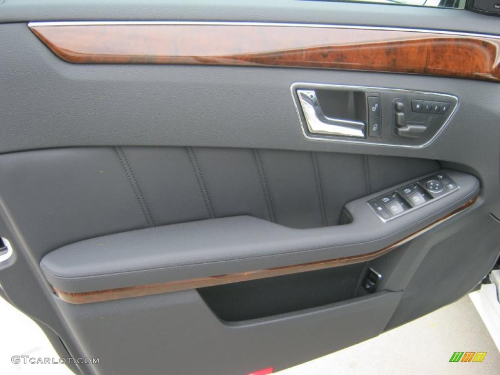 2011 Mercedes-Benz E 350 Sedan Black Door Panel Photo #38498395