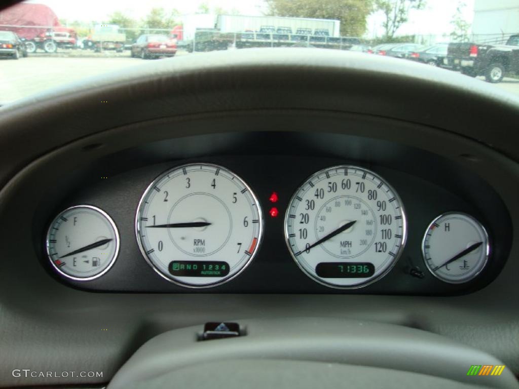 2003 Chrysler 300 M Sedan Gauges Photo #38498403