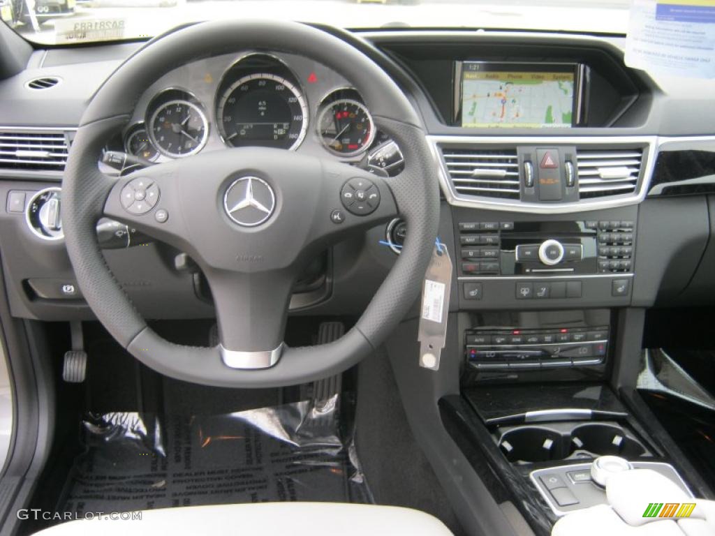 2011 Mercedes-Benz E 350 Sedan Ash/Black Dashboard Photo #38498899