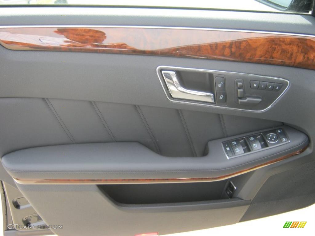 2011 Mercedes-Benz E 350 Sedan Black Door Panel Photo #38499063