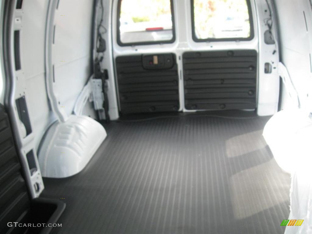 2011 Savana Van 2500 Cargo - Summit White / Medium Pewter photo #8
